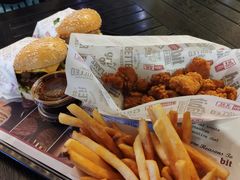 -The Habit Burger Grill 哈比特汉堡(爱琴海店)