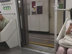 -常熟路(地铁站)