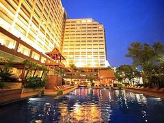 -曼谷湄南河畔华美达广场酒店