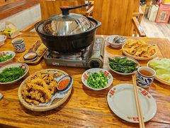 -猫爷的腔调·黔小馆(交大医学住宅区店)