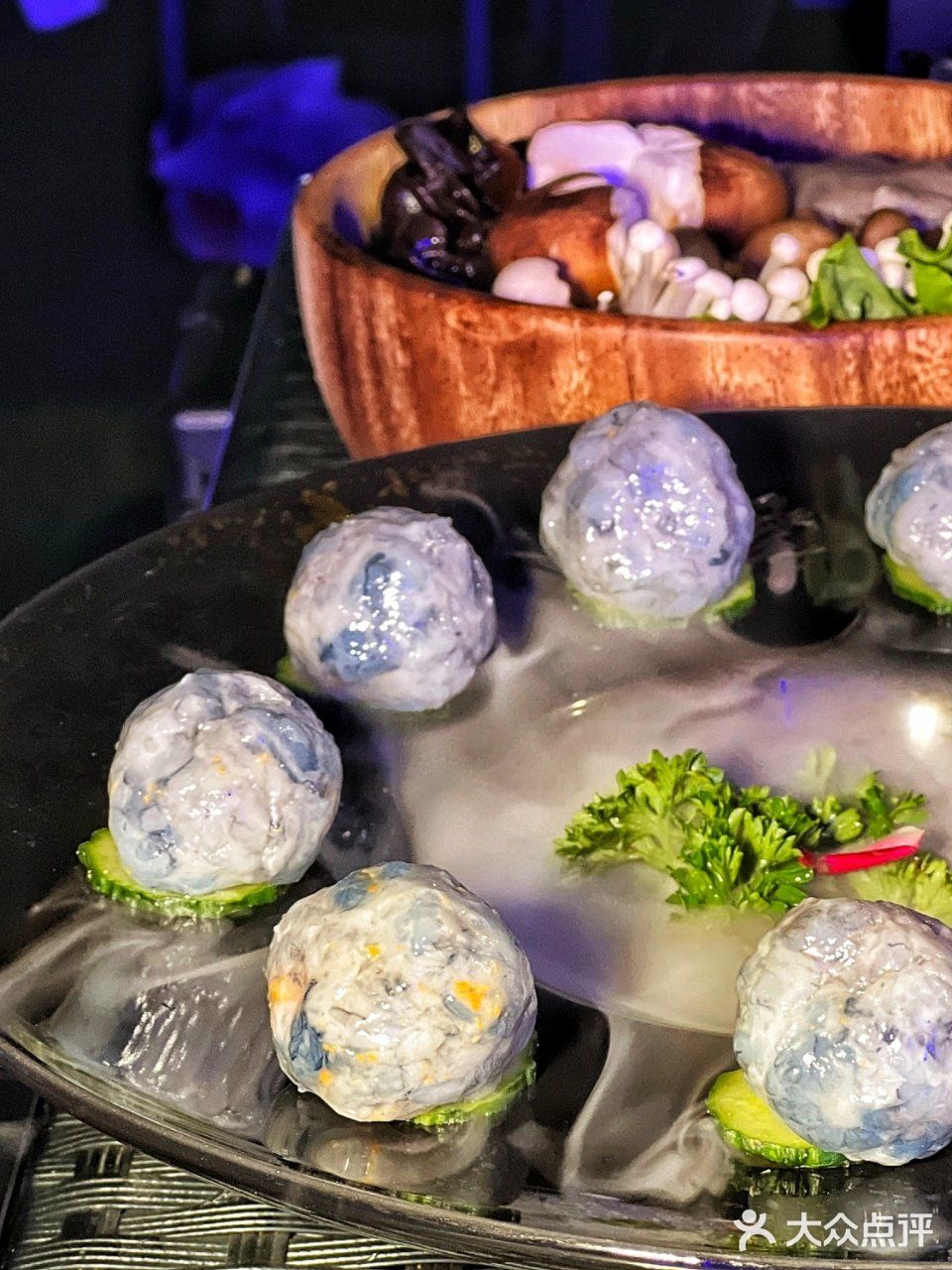 北京爆排600桌的【夜店风】正宗四川火锅🔥