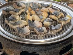 -围炉肉舍•炭烤活鳗•丹东海鲜烤肉(步行街店)