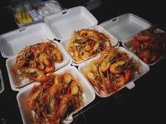 -席娜卡琳火车铁道夜市
