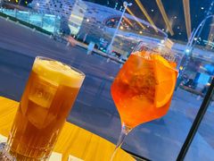 -星巴克臻选(上海合生汇1F店)