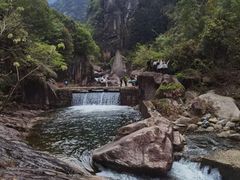 -鄣山大峡谷