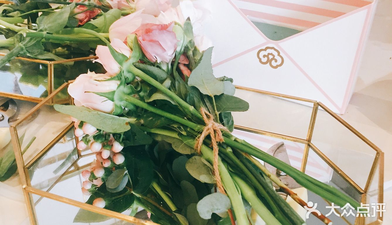 这个自己以后也可以尝试买花泥插