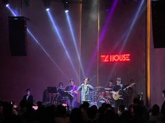 -TZ House音乐现场(来福士中心店)