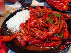 -沪小胖小龙虾(淮海中路旗舰店)