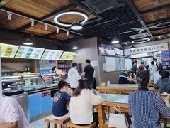 -陇上全荟兰州传统牛肉面(延吉路店)