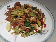-吕记老鸭汤·徽菜馆(东营路店)