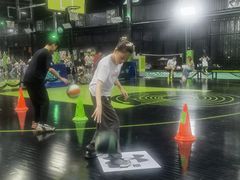 -86运动篮羽综合馆(殷家林旗舰店)