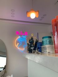 -E.L.K造型momopark店