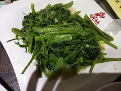 -龙虾风暴(松江店)