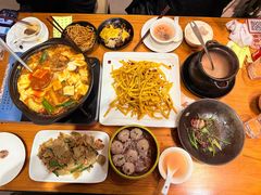 -莲餐厅·湖北菜·潜江小龙虾店(愚园路店)