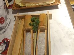 -尚尚仙·酸汤猪手·猪肚鸡火锅(华联万柳购物中心店)