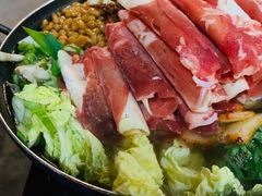 部队锅-MI WU FACTORY米屋美食工厂餐厅(绿地店)