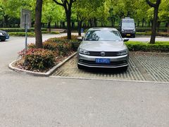 -金匮公园-南入口停车场