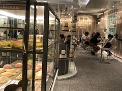 面包甜点陈列柜-奈雪的茶(市百一店)