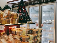 -红宝石·鲜奶小方·海派西点房(莘庄龙之梦店)