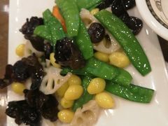 -清真·玛丽亚新疆菜主题餐厅(浙江中路店)