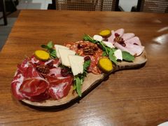 -Osteria Garden 生蚝花园餐厅(原进贤路店)