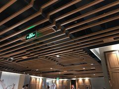 大堂-海底捞火锅鲜切牛肉主题店(长寿路店)