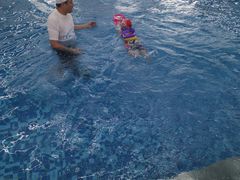 -小小王国亲子游泳(富民中心)