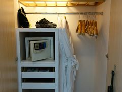 -汕头金海湾大酒店(万象城店)