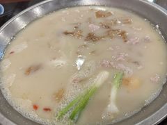 -老来福·非遗酸汤兔(凯旋路店)