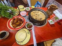 -菌之家·专业纯野生菌火锅·特色炒菌