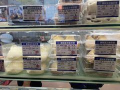 -白玉兰食品甜凤店(合生汇店)
