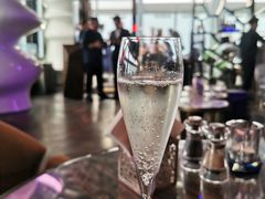 -OZONE 顶楼酒吧(香港丽思卡尔顿酒店)