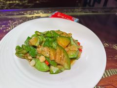 小炒青茄-缪氏川菜(深圳北站缤果空间店)