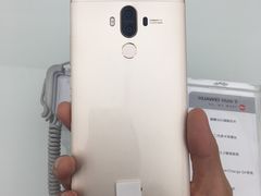 -华为授权体验店(万航渡路)