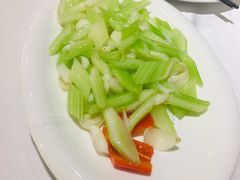 西芹百合-老人和饭店(淮海中路店)