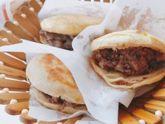 -闫家驴肉老店(华电一校店)