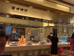 -鲁商铂尔曼大酒店·铂丽自助餐厅