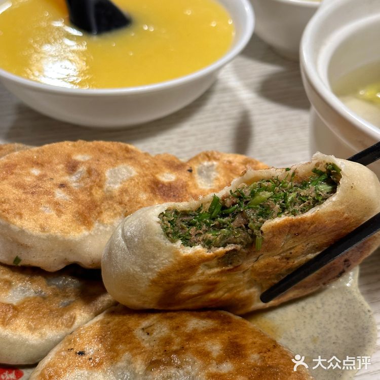 谈恋爱来西单吃老北京馅饼粥!