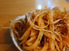 手工特制擀面皮-牡丹广场薛栓子擀面皮大王