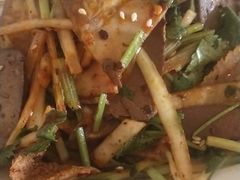 -赶海部落海鲜城(海阳路店)