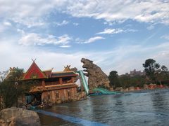 -七彩云南欢乐世界