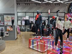 -NIKE品牌体验店(南京东路店)