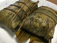 肉粽-芳婆糕团店(王府大街店)
