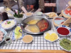 -山悦里 山野·鲜火锅(罗斯福广场店)