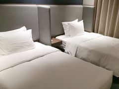 -珠海拱北口岸智选假日酒店