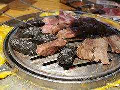 -青瓦炭韩潮烤肉(花园道店)