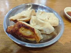 -黄阿姨锅贴大王(万航渡路店)