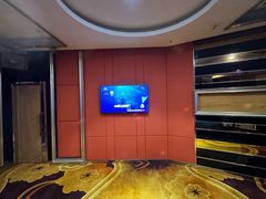 -蓝尊量贩(黄河路店)