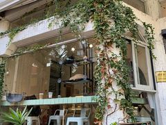 -有猫主题·治愈系猫咖(曾厝垵店)