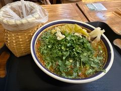 -云阿蛮云南生烫牛肉米线(奉贤路店)